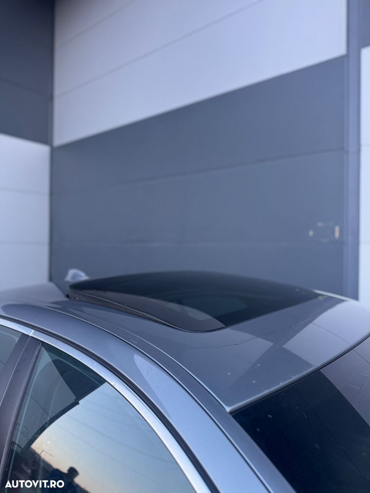 BMW Seria 5 520d EfficientDynamics Edition - 11