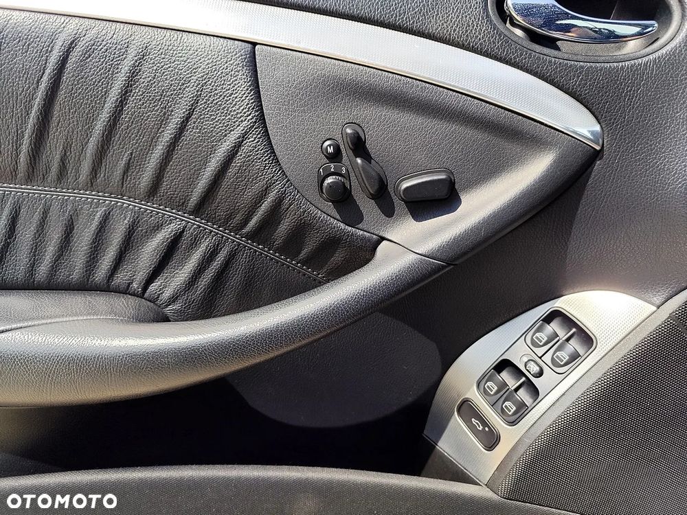 Mercedes-Benz CLK 280 7G-TRONIC Avantgarde - 13