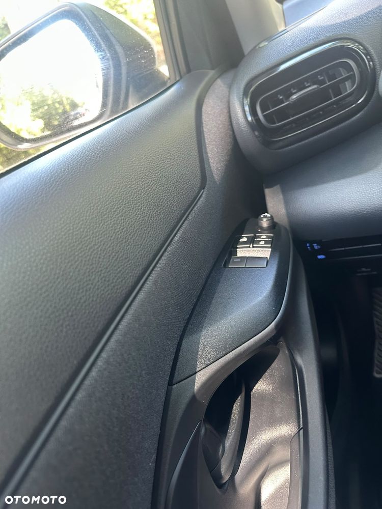 Toyota Yaris Cross 1.5 Active - 13