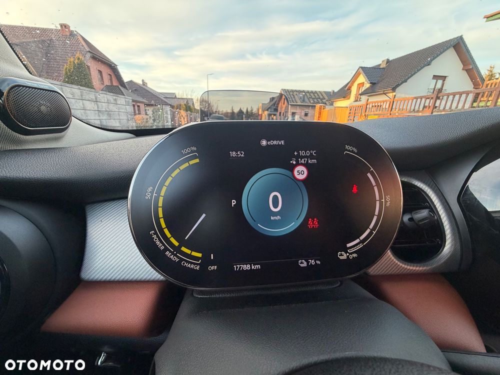 MINI Cooper SE Essential Trim - 20