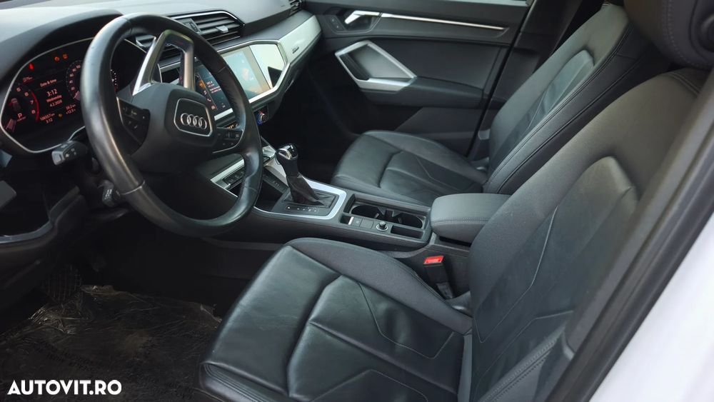 Audi Q3 45 TFSI quattro S tronic S line - 28