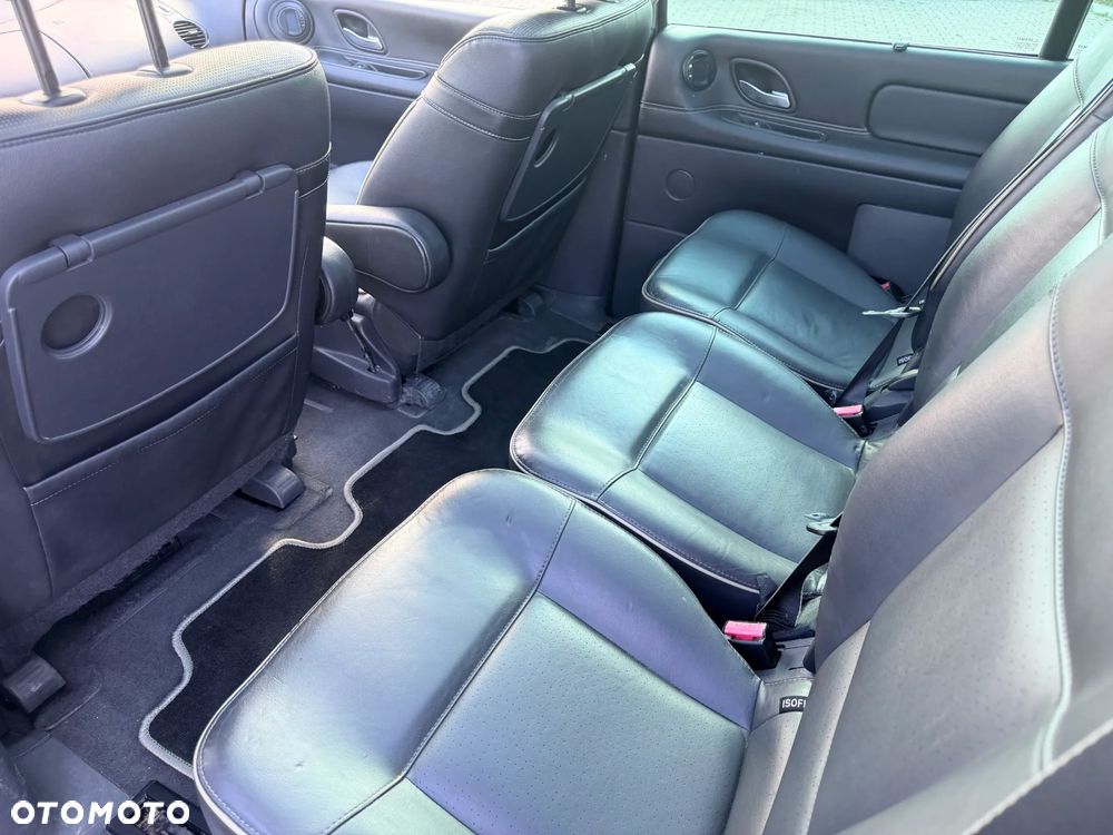 Renault Espace 2.0 dCi Initiale - 9