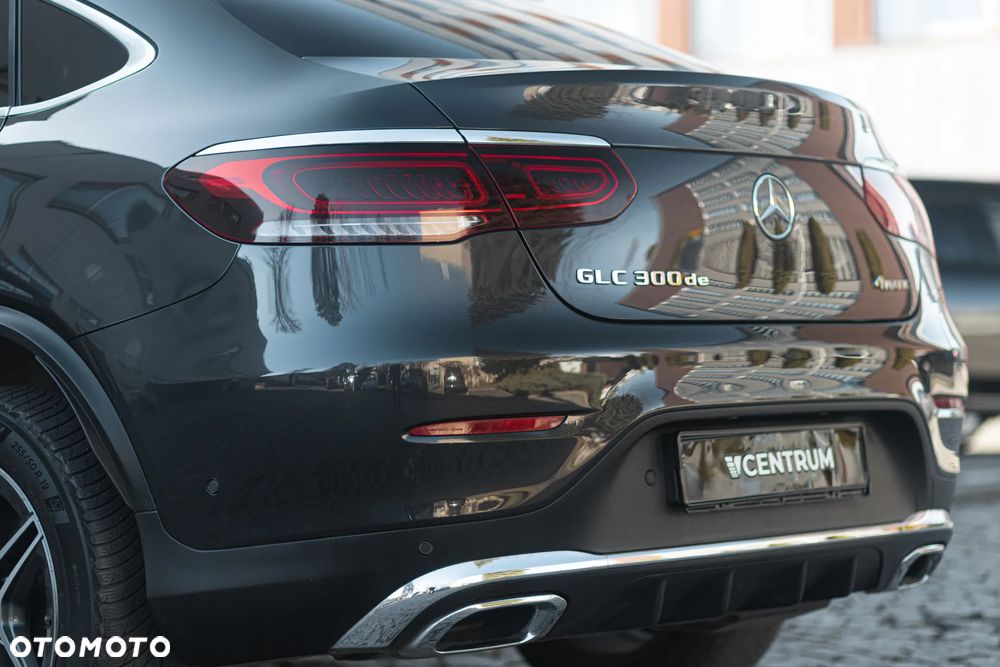 Mercedes-Benz GLC 300 de 4-Matic Business Edition - 14