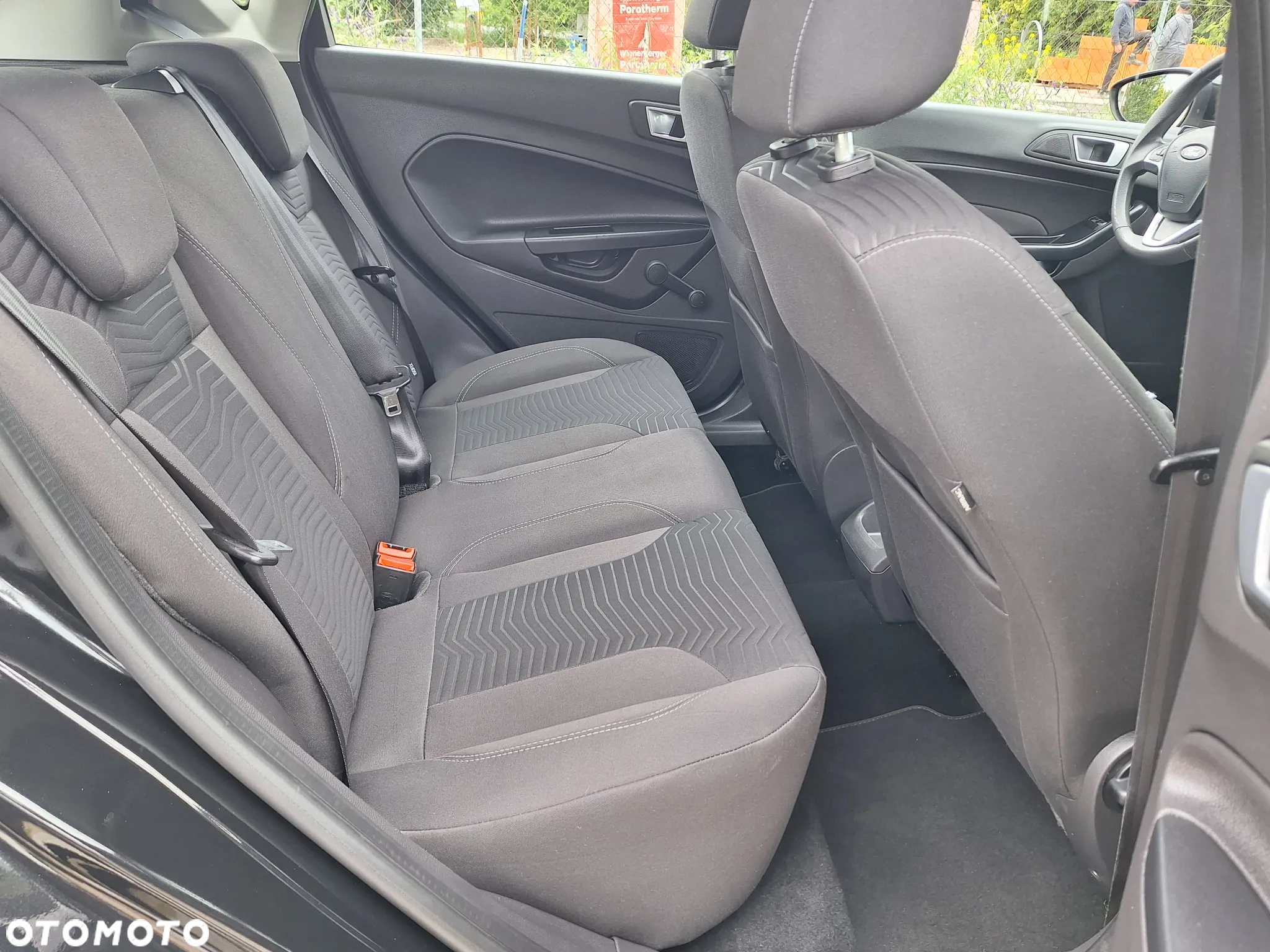 Ford Fiesta 1.25 Celebration - 12
