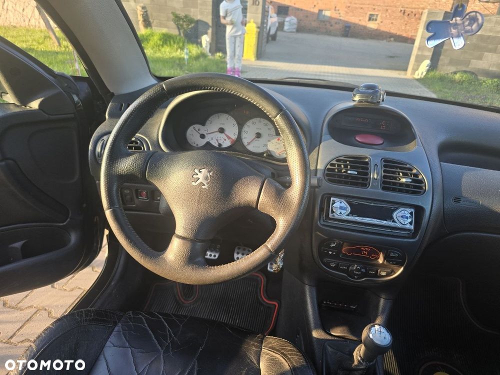 Peugeot 206 2.0 S16 - 12
