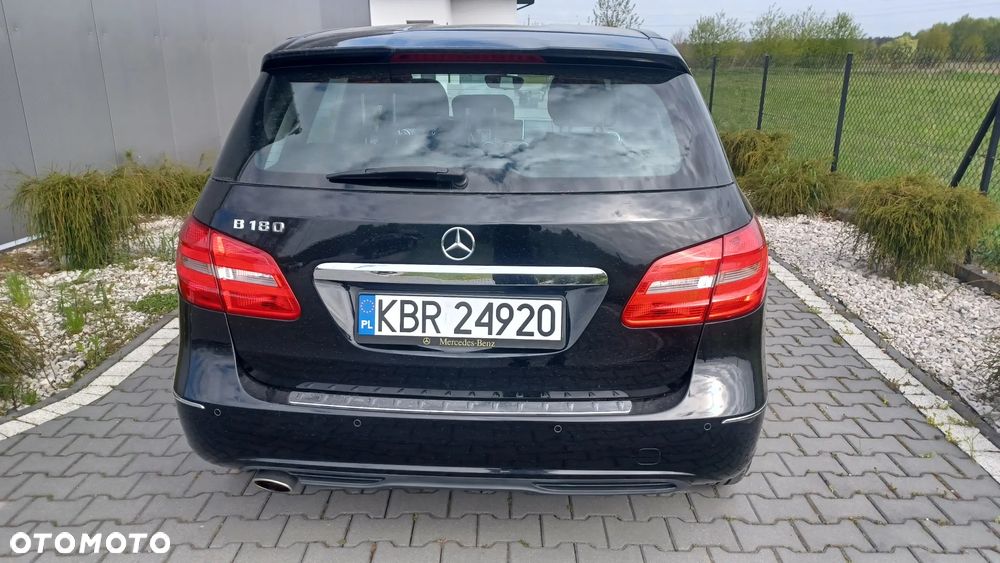 Mercedes-Benz Klasa B 180 (BlueEFFICIENCY) - 8