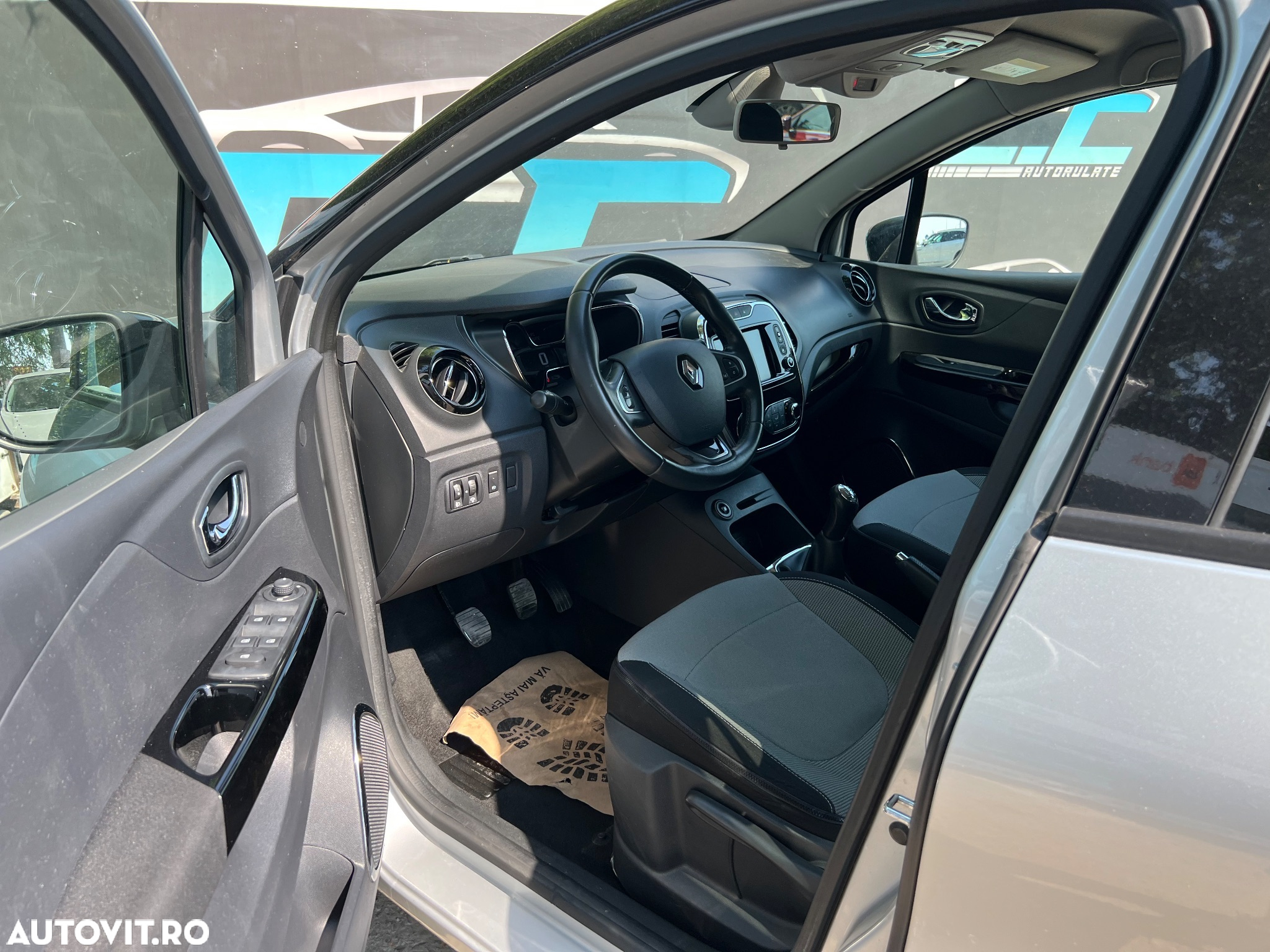 Renault Captur (ENERGY) dCi 90 INTENS - 12