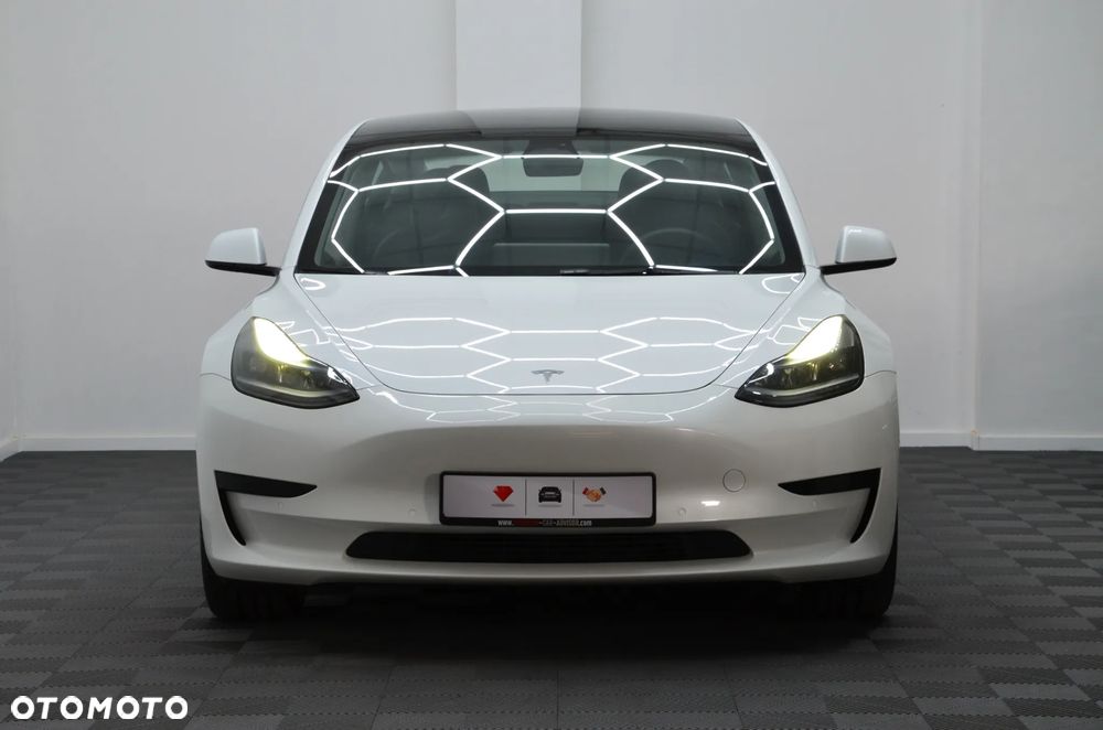 Tesla Model 3 RWD Hinterradantrieb - 3
