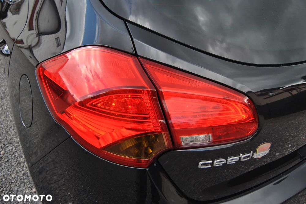 Kia Ceed 1.6 GDI Platinum Edition - 23