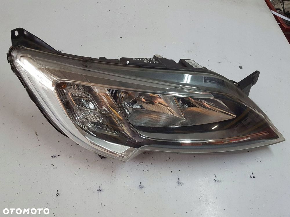 JUMPER III LIFT 14-18 BOXER DUCATO LAMPA PRAWA PRZÓD EUROPA 1394418080 - 2