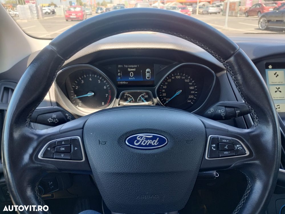 Ford Focus 1.0 EcoBoost Trend Edition - 9