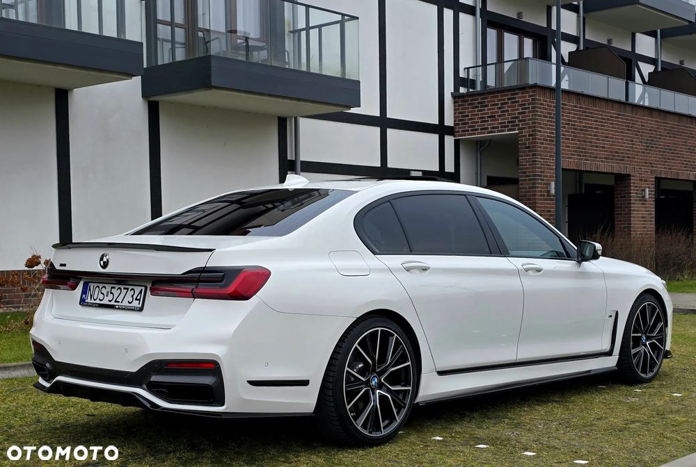 BMW Seria 7 740Li xDrive - 23