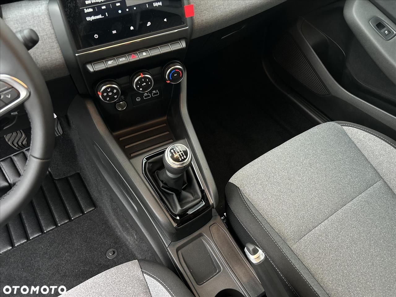 Renault Clio 1.0 TCe Evolution - 15