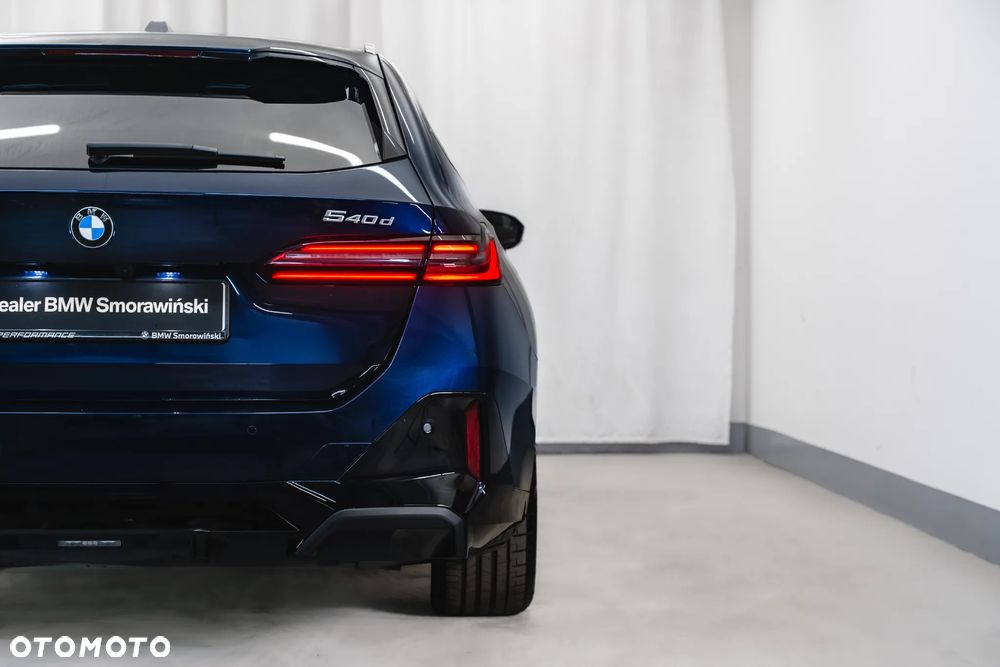 BMW Seria 5 540d xDrive mHEV M Sport - 6