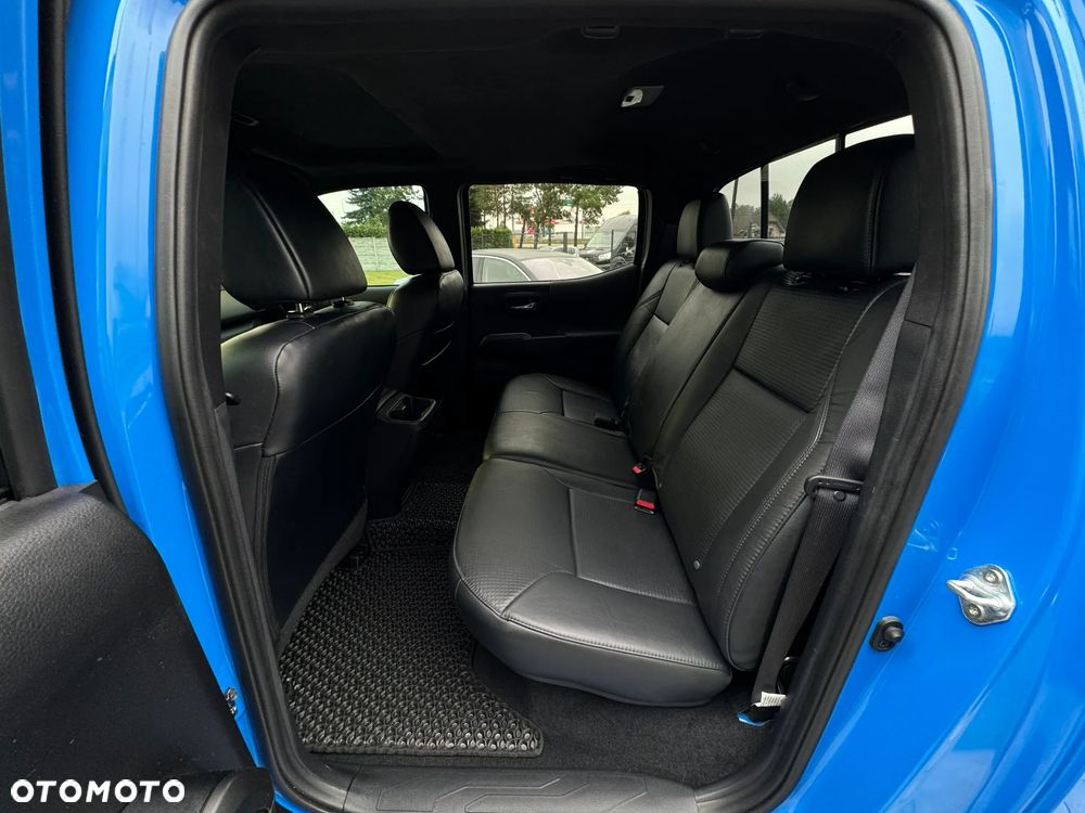 Toyota Tacoma - 26
