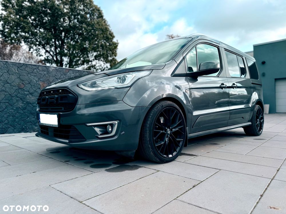 Ford Tourneo Connect Grand - 1