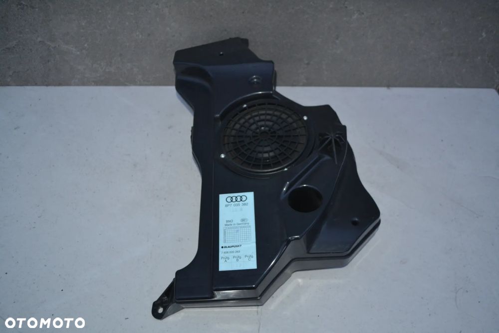 AUDI A3 8P CABRIO GŁOŚNIK SUBWOOFER 8P7035382 - 2