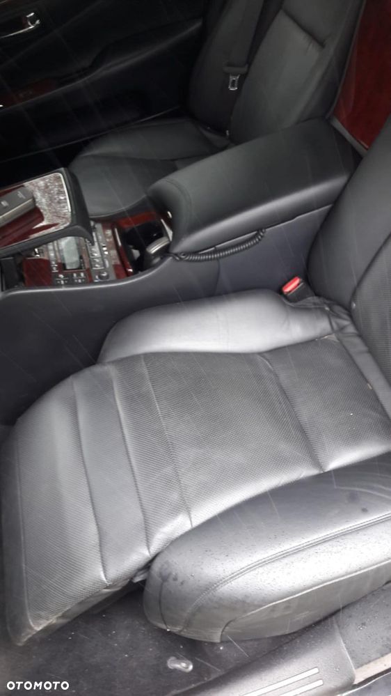 Lexus LS 600h L Prestige - 8