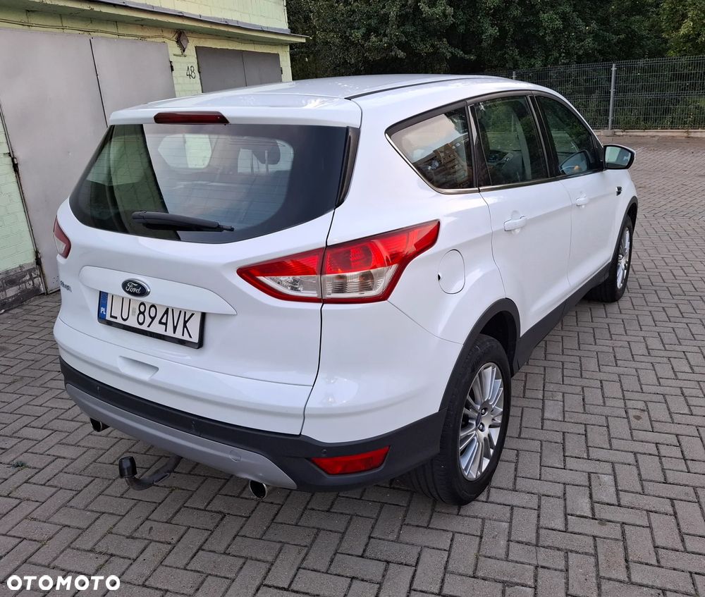 Ford Kuga 2.0 TDCi 4WD Titanium - 4