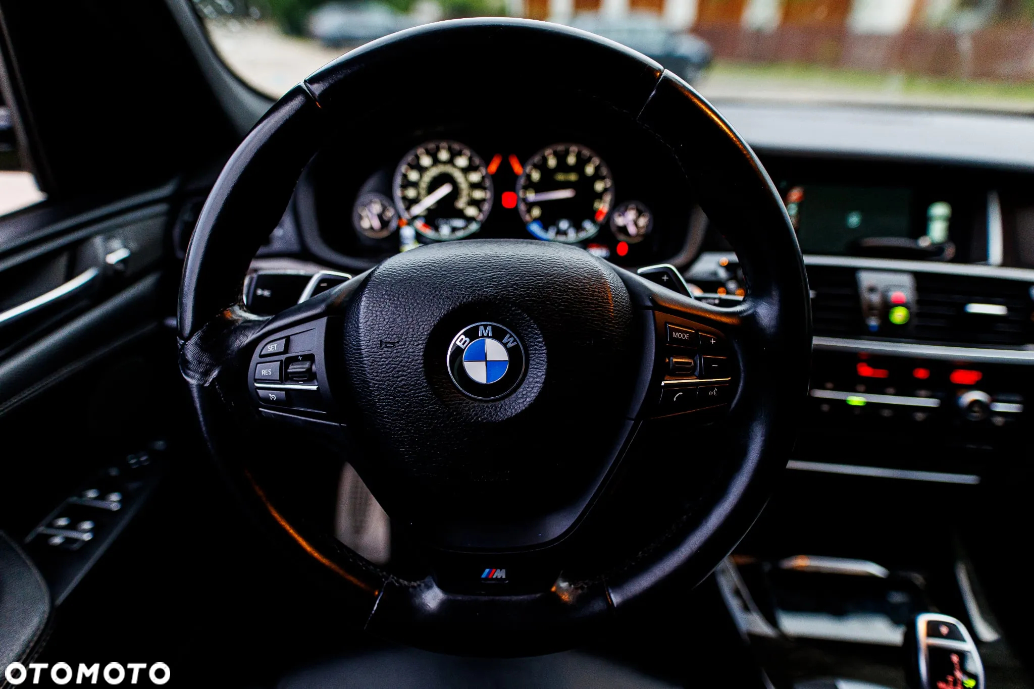BMW X3 xDrive28i - 11