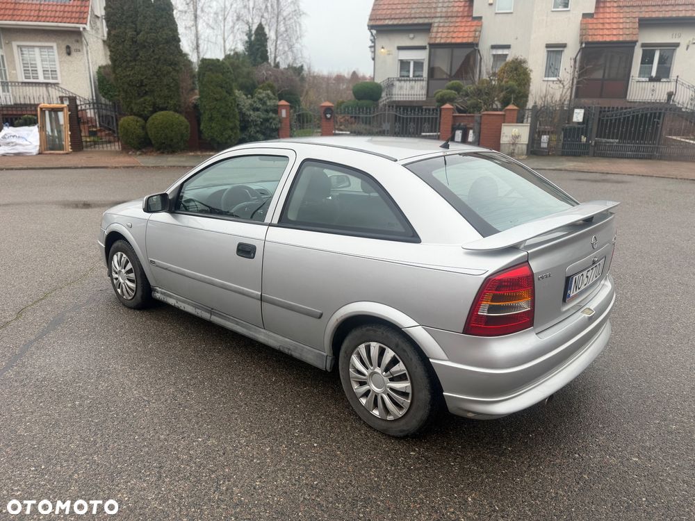 Opel Astra 1.6 Sport - 7