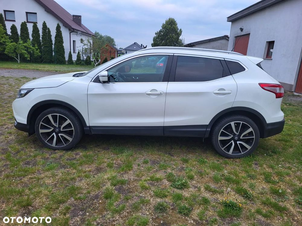 Nissan Qashqai 1.6 DCi Xtronic N-Connecta - 5
