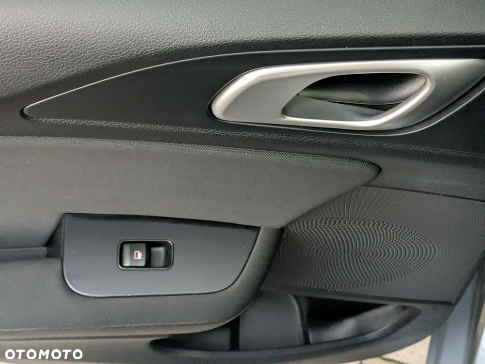 Kia Ceed 1.5 T-GDI M DCT - 29