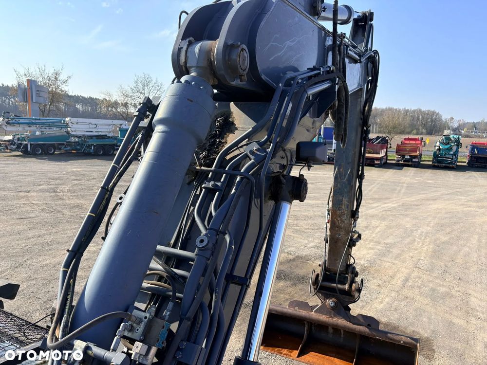 Kobelco NEW HOLLAND KOBELCO E235SR-1ES - 29