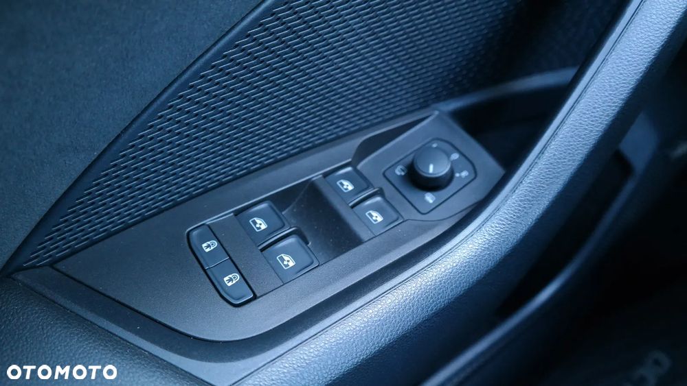 Skoda Octavia 2.0 TSI RS DSG - 19