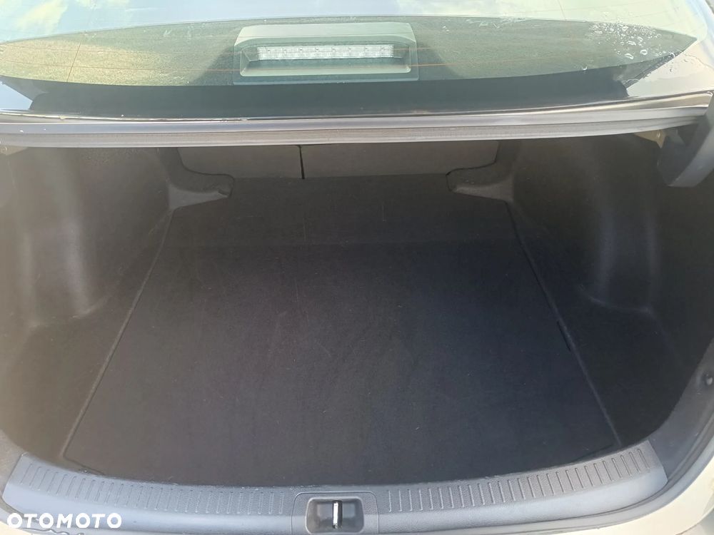 Toyota Corolla 1.5 Comfort - 12
