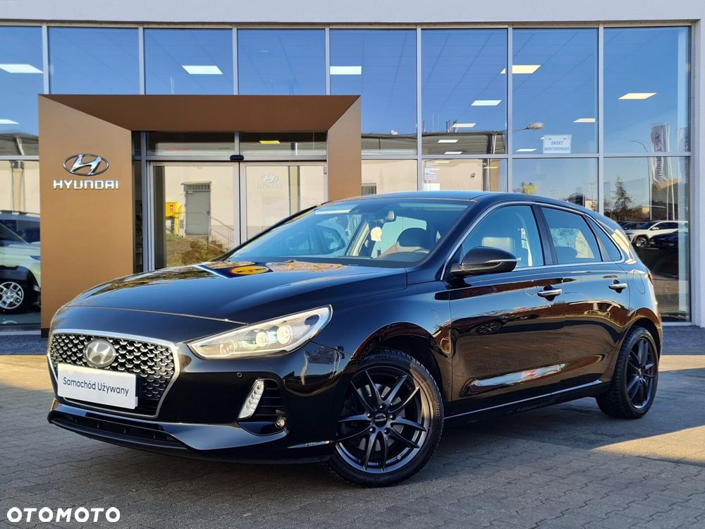Hyundai i30 1.4 T-GDI Premiere Luxury - 2