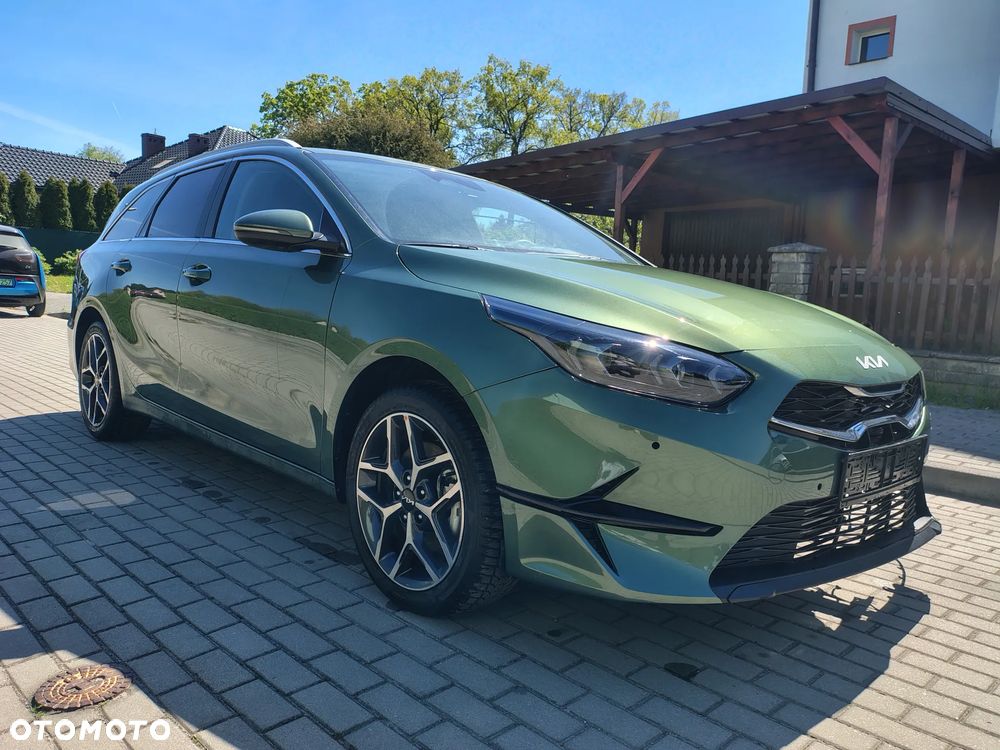 Kia Ceed - 16