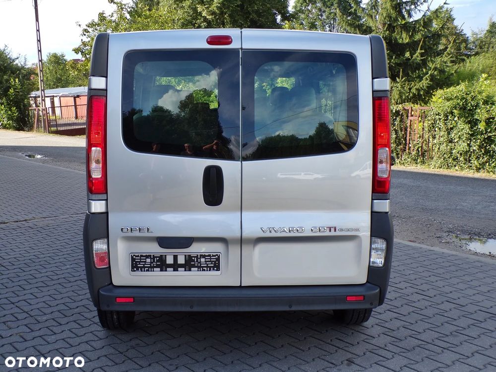 Opel Vivaro L2H1 2.9t - 9