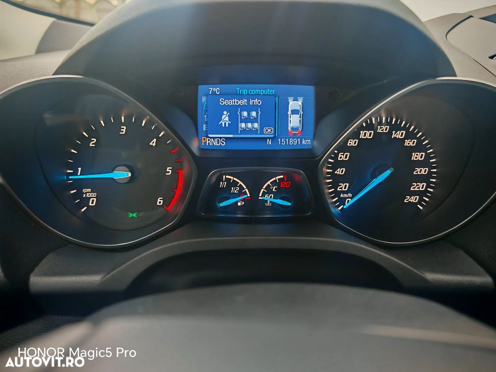 Ford Kuga 2.0 TDCi 4x4 Aut. Individual - 9