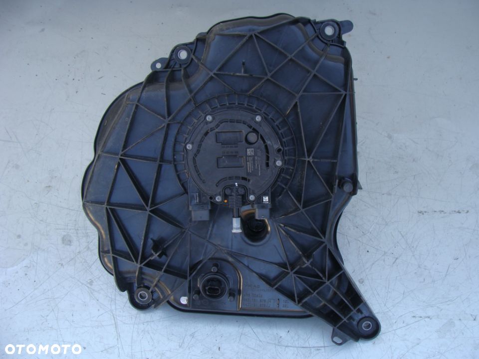 AUDI A6 C8 ZBIORNIK POMPA ADBLUE 4K0131878J - 1