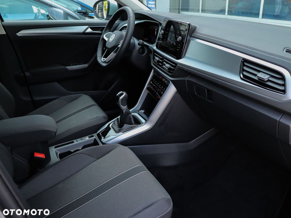 Volkswagen T-Roc - 16