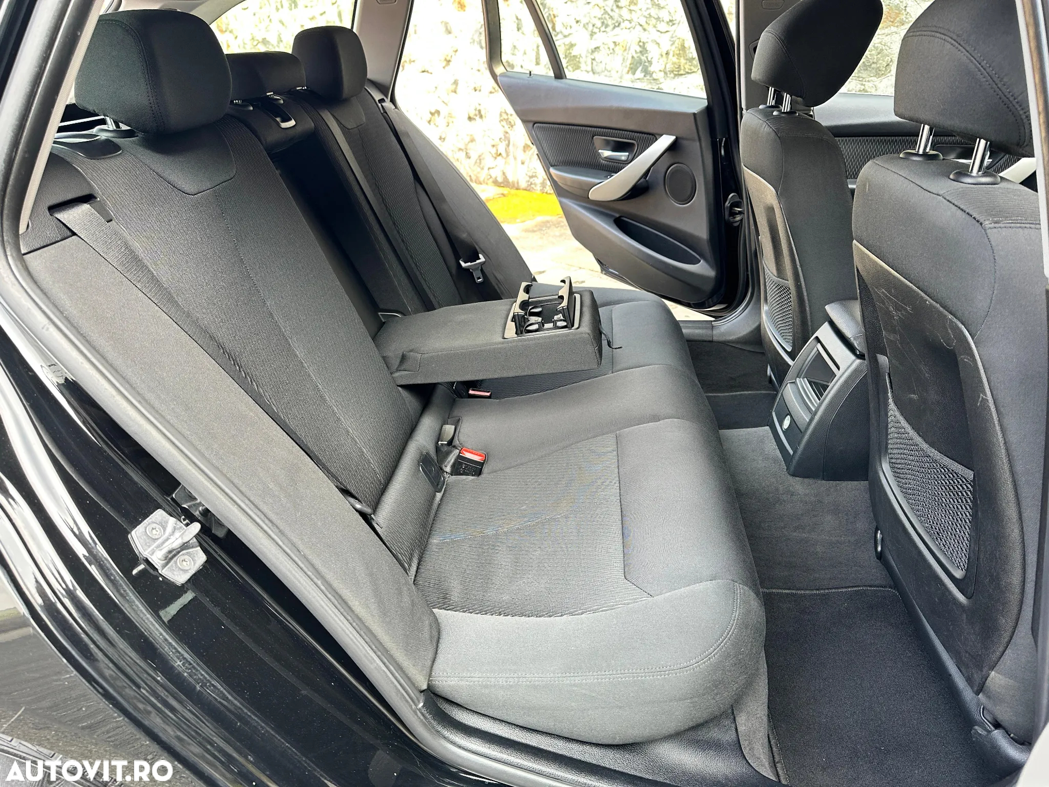 BMW Seria 3 320d Touring Aut. Efficient Dynamics Edition - 25