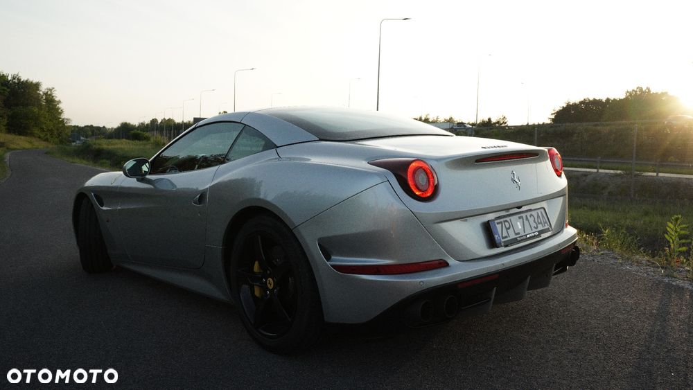 Ferrari California F1 DCT - 11