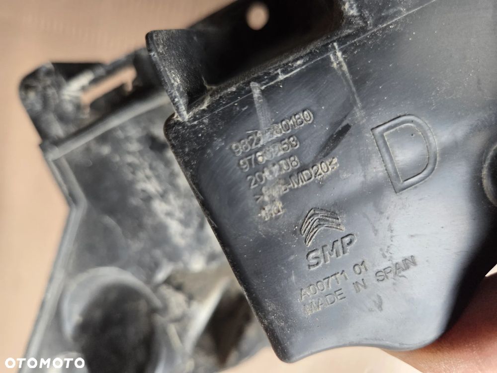 Ślizg mocowanie zderzaka prawy tył Citroen C4 Cactus LIFT - 4