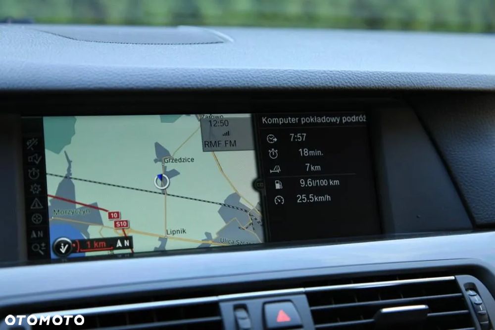 BMW Seria 5 520d Touring - 27