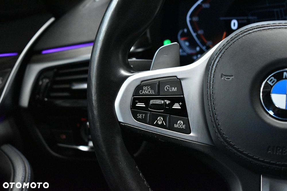 BMW Seria 5 - 12