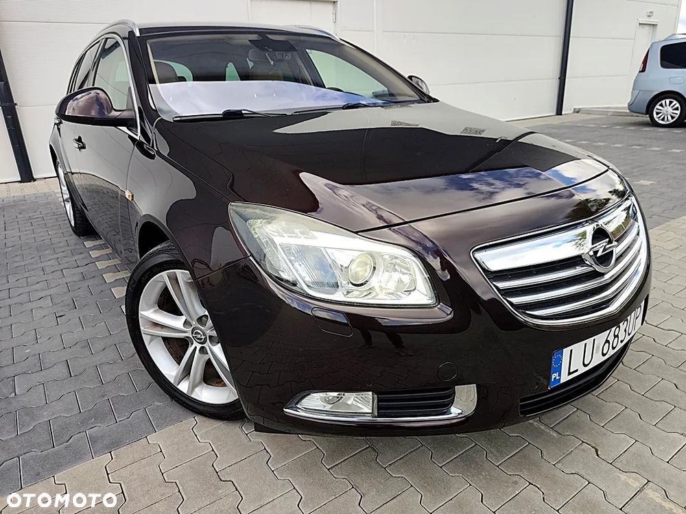 Opel Insignia 2.0 CDTI 4x4 Design Edition - 1