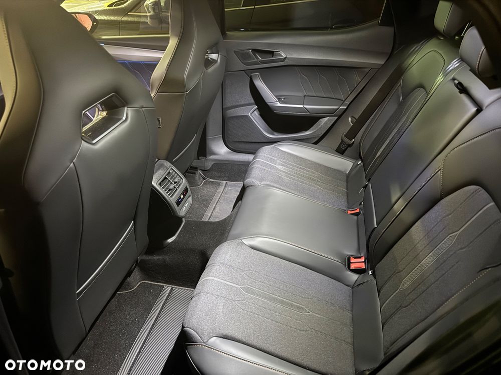 Cupra Leon 2.0 TSI DSG - 10