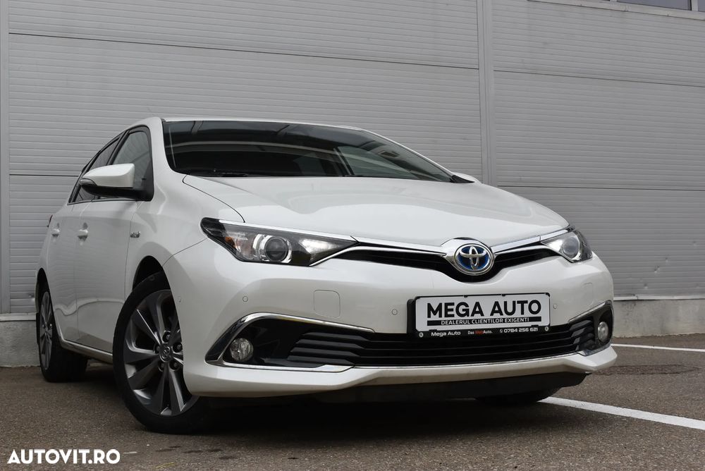 Toyota Auris 1.8 L VVT-i Hybrid Sol - 6
