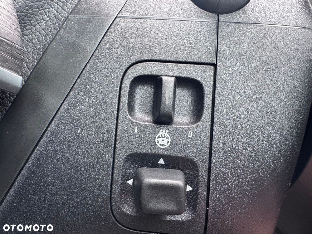 Mercedes-Benz GLE - 33