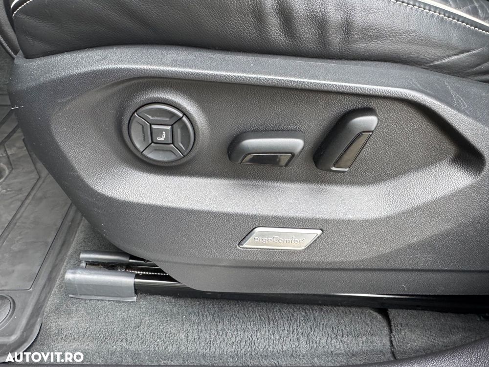 Volkswagen Touareg 3.0 V6 TDI 4Motion DPF Automatik Elegance - 20