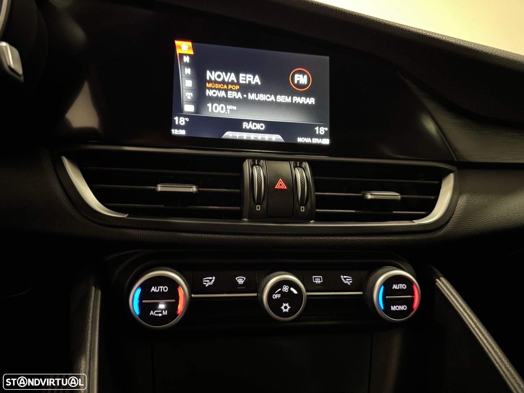 Alfa Romeo Giulia 2.2 D Super - 38