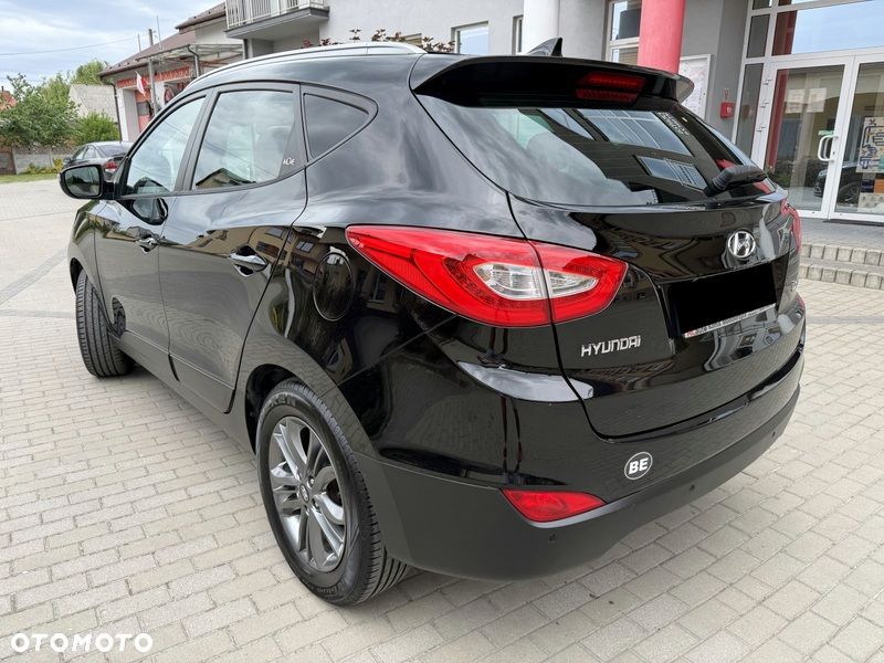 Hyundai ix35 1.6 2WD Fifa World Cup Edition - 3
