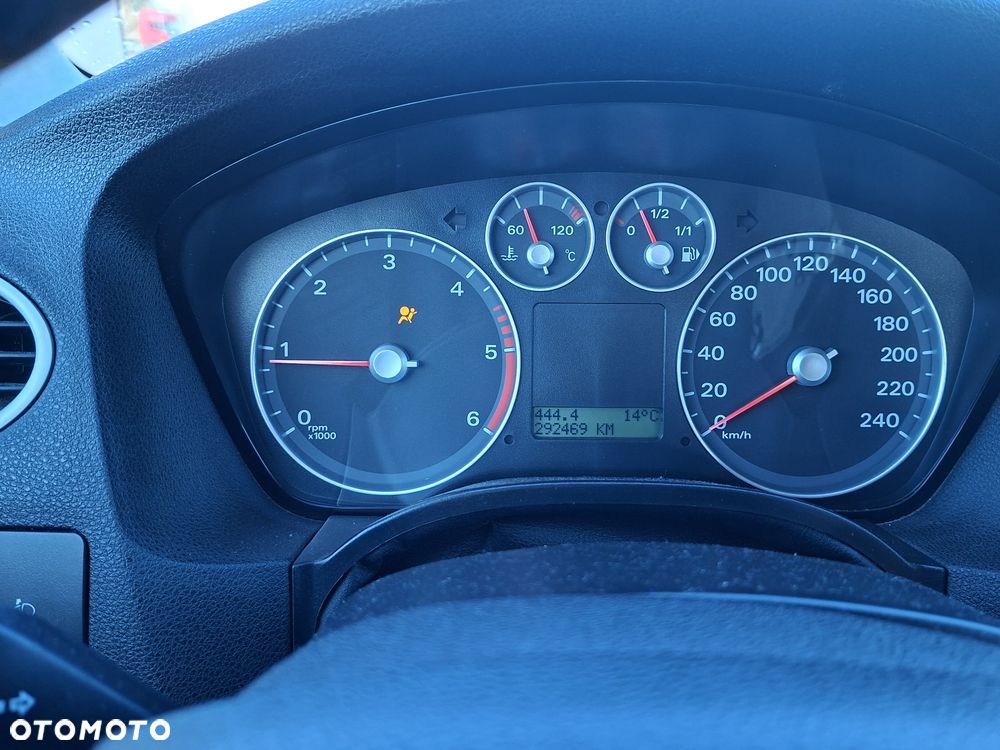 Ford Focus - 7