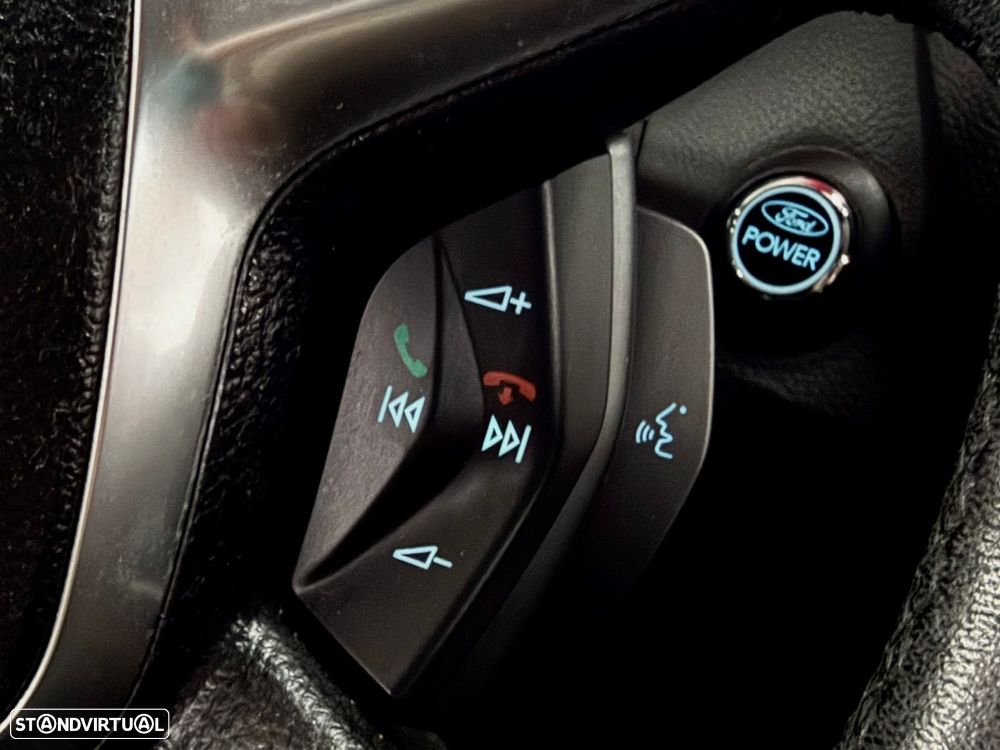 Ford Focus 1.0 SCTi Titanium - 22